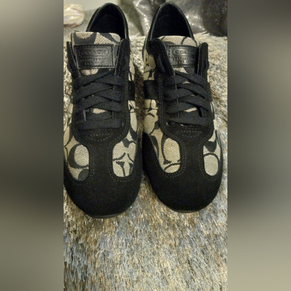 NEW LISTING....Baylee Coach Signature  tennis sneakers